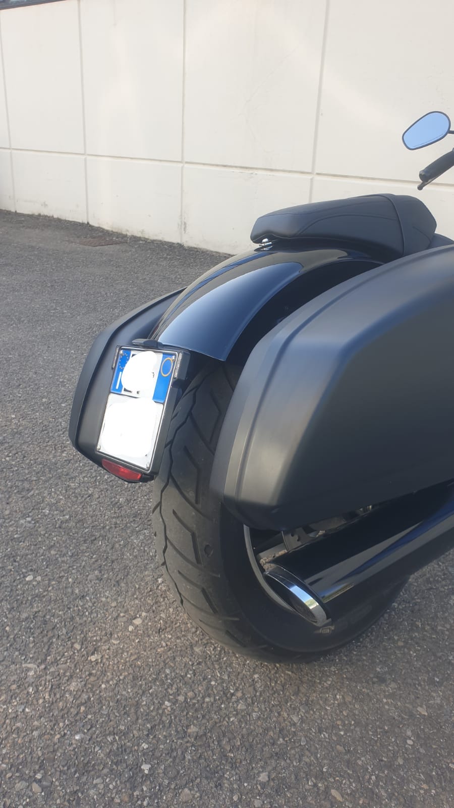 Sport Glide 18-Up License Plate Holder